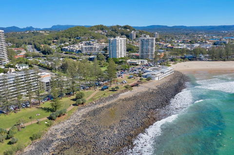 Bujerum Apartments On Burleigh - Tourism Townsville 1