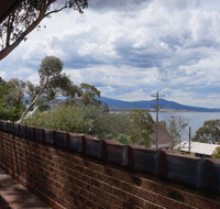Bundilla 3 - Lake views from the Balcony - Tourism Townsville