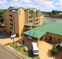 Burnett Riverside Hotel - Tourism Townsville