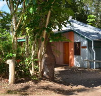 Bushland Cottages and Lodge - Tourism Townsville