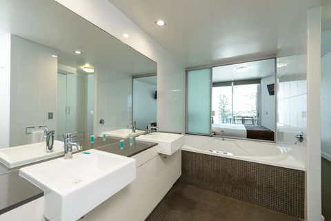C Bargara Resort - Tourism Townsville 2