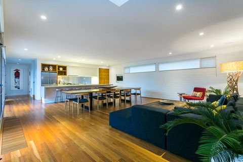 C-Escape - Tourism Townsville 3