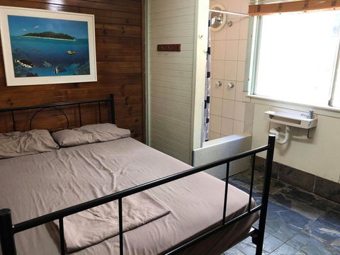 Cairns City Backpackers Hostel - Tourism Townsville 2