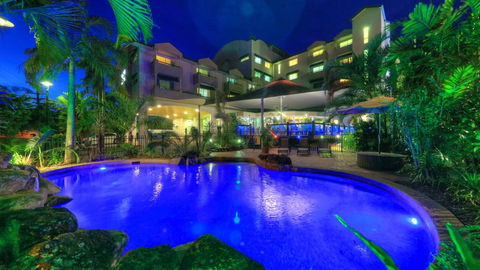 Cairns Sheridan Hotel - Tourism Townsville 0