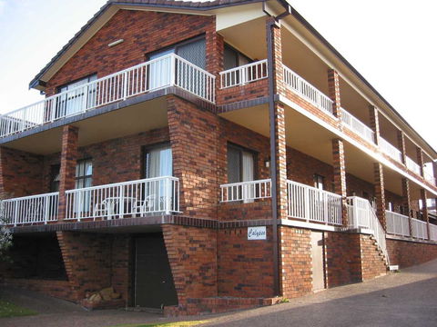 Calypso, Unit 1 - The Entrance, NSW - Tourism Townsville 1