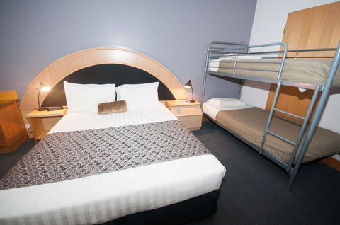 Capital Airport Motel - Tourism Townsville 1