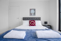 Book Narre Warren Accommodation Vacations Tourism Townsville Tourism Townsville