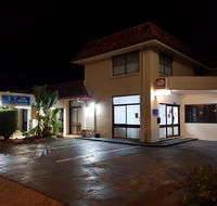Caravilla Motor Inn - Tourism Townsville