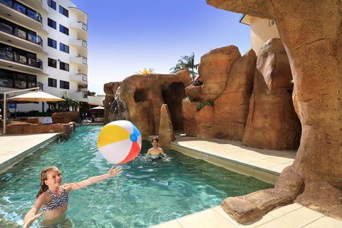 Caribbean Resort - Tourism Townsville 3