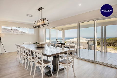 Casa Bel - Brand New Mansion - Min From Beach - Tourism Townsville 0