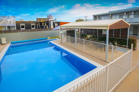 Central Motel Mildura - Tourism Townsville 1