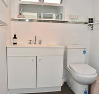 Charming 1 Bedroom Apartment in Leafy Green Hawthorn - Tourism Townsville