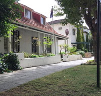 Charming Federation style home minutes from CBD - Tourism Townsville