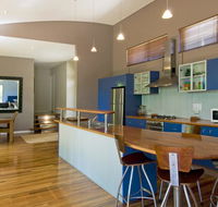 Chriscross Retreat 9 Cross Street - Tourism Townsville