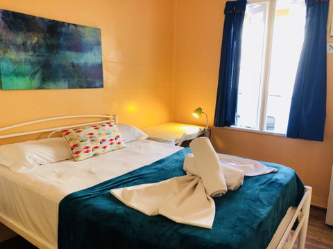 Civic Guesthouse - Tourism Townsville 1