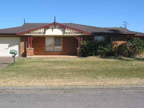 Close To Tea Gardens Waterfront - Tourism Townsville 0