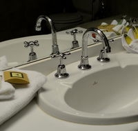 Club Inn Motel - Tourism Townsville