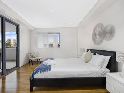 Coast Luxury Apartment 21 - Tourism Townsville 1