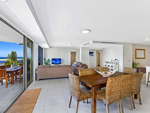 Coast Luxury Apartment 24 - Tourism Townsville 2