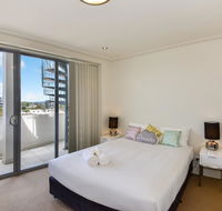 Coast Luxury Apartment 32 - Tourism Townsville