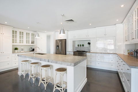 Coastal Elegance - Tourism Townsville 2
