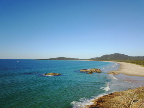 Coastal Hideaway - Tourism Townsville 0