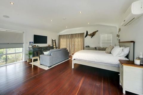 Coastal Hideaway - Tourism Townsville 2