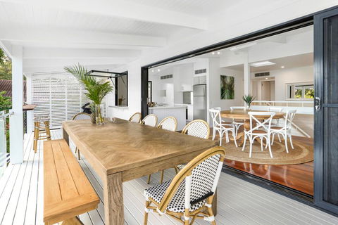 Coastal Luxe In Little Cove, Noosa Heads - Tourism Townsville 1