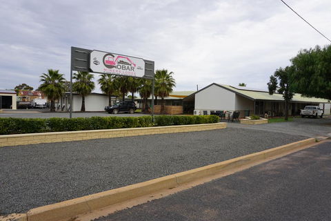 Cobar Miners Lodge - Tourism Townsville 0