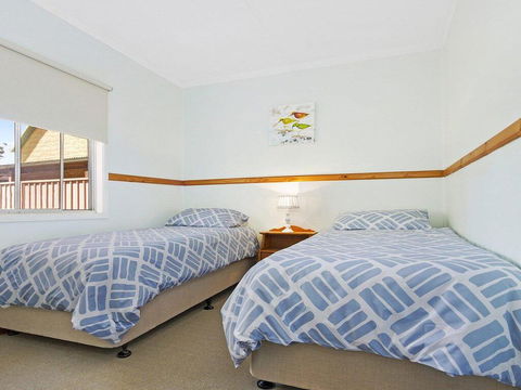 Coca Callala - 250m To The Beach - Tourism Townsville 3