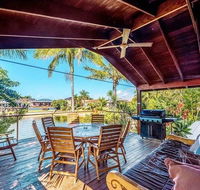 Coconut Grove Holiday House - Tourism Townsville