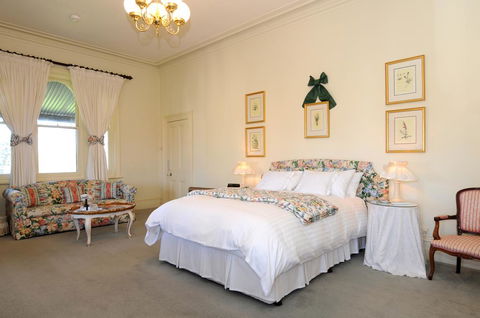 Colhurst House - Tourism Townsville 3