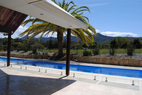 Colorado - Beauty Nestled In The Heart Of Bonville - Tourism Townsville 2