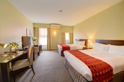 Comfort Inn & Suites City Views - Tourism Townsville 1