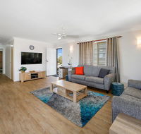 Comfy  Cosy Upstairs - Tourism Townsville