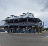 Commercial Hotel Curlewis - Tourism Townsville