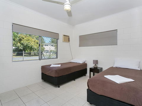 Connemara Beachside Cottage - Tourism Townsville 2