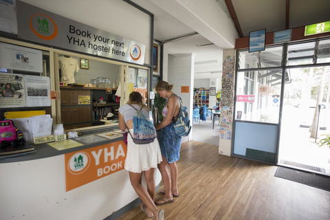 Coolangatta YHA Backpackers - Tourism Townsville 2