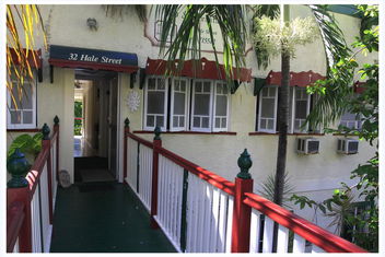 Coral Lodge Bed And Breakfast Inn with Tourism Townsville