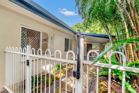Coral Sea Holiday House - Tourism Townsville 2