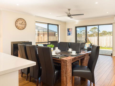 Cosy On Currawong - Tourism Townsville 2