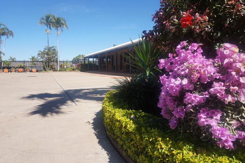 Country Ayr Motel And Breakfast - Tourism Townsville 3