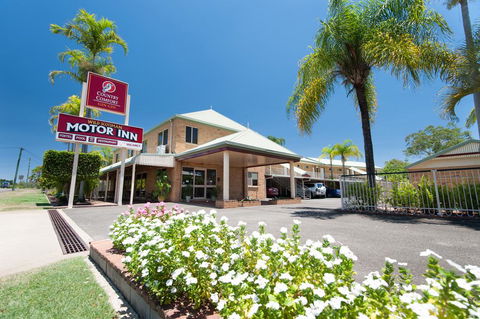 Country Comfort Gin Gin Wild Scotsman Motor Inn - Tourism Townsville 0