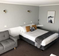 Country Roads Motor Inn - Tourism Townsville