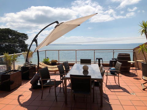 Cowes Beachfront Retreat - Tourism Townsville 1