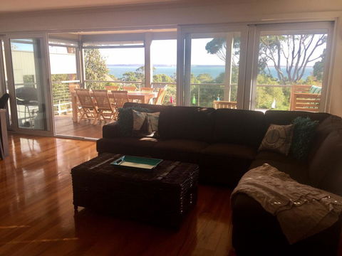 Cowes On The Bay - Tourism Townsville 1