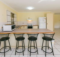 Cozy Family Holiday House - Tourism Townsville