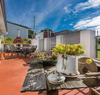 Cradle at Casa Blanca Country Retreat - Tourism Townsville