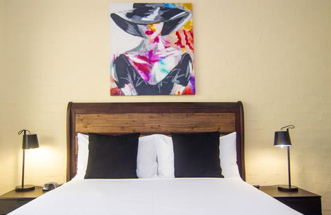 Crescent Motel Taree - Tourism Townsville 2