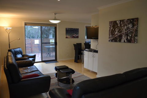 Crisands Of Echuca - Tourism Townsville 1